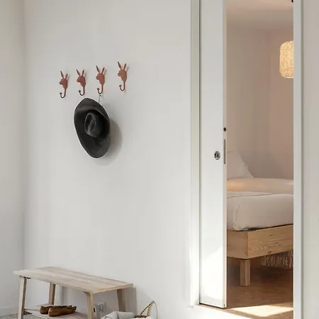 Arneiro Garden House - Country Retreat With Biopool Apartment *