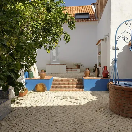 Arneiro Garden House - Country Retreat With Biopool